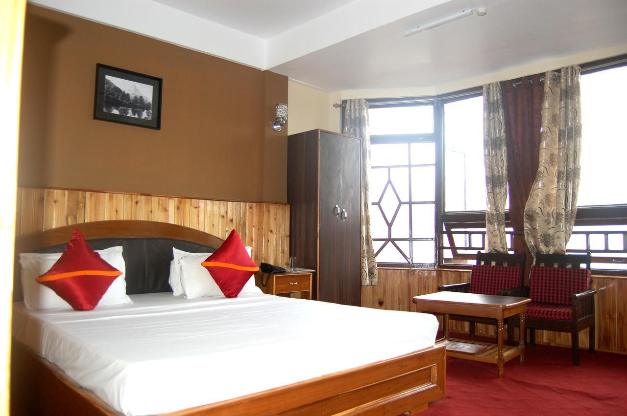 Oyo 23409 Lama Dhim Hotel Kalimpong Exterior foto