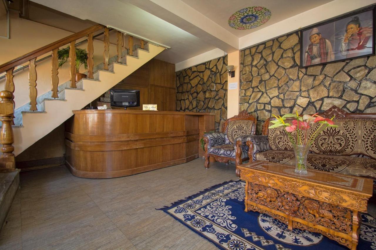 Oyo 23409 Lama Dhim Hotel Kalimpong Exterior foto