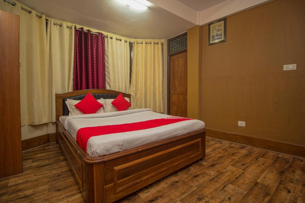 Oyo 23409 Lama Dhim Hotel Kalimpong Habitación foto